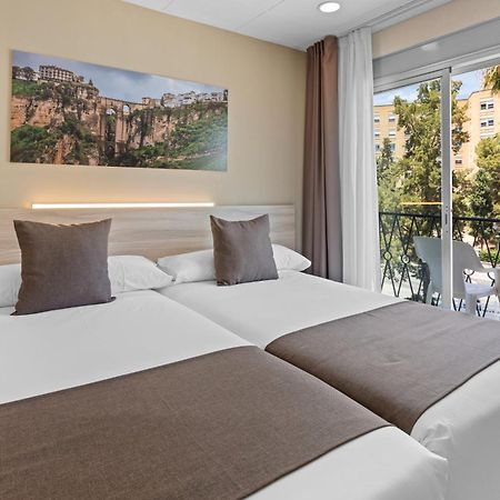 Vas Malaga Ciudad Hotel Exterior photo